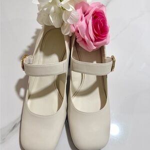 Charles & Keith Cottage Core Kawaii Coquette Feminine Mary Jane Block Heel